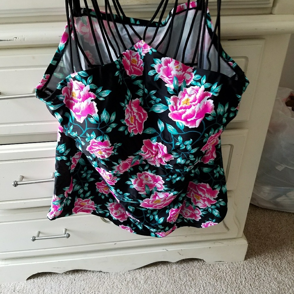 Bathing suit top